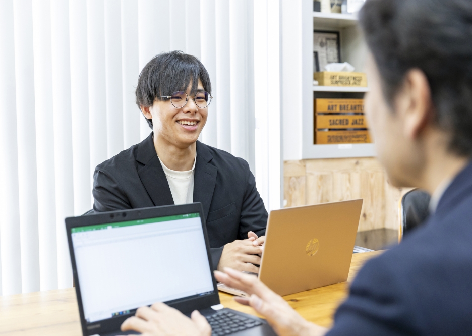 採用情報